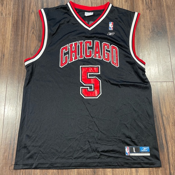 REEBOK CHICAGO BULLS JERSEY - Picture 1 of 2